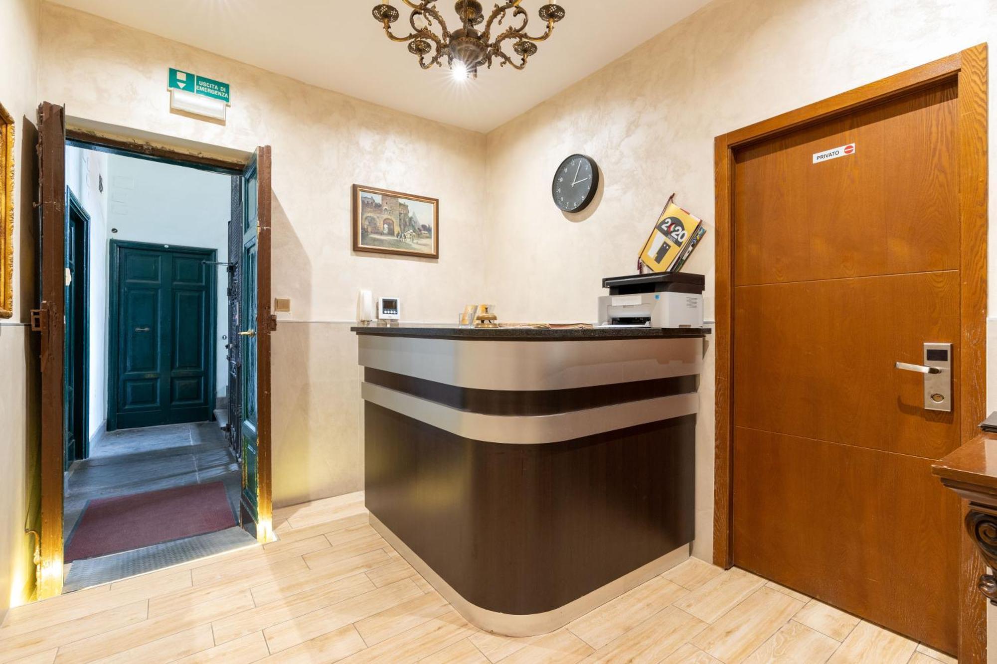 Hotel Rome Love- Close To Roma Termini Exterior photo