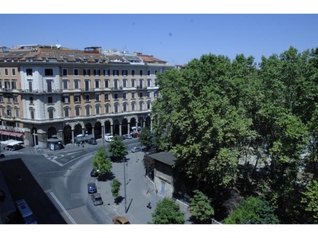 Hotel Rome Love- Close To Roma Termini Exterior photo